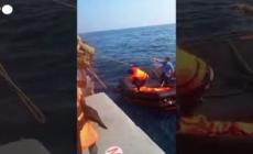 I soccorsi ai marinai iraniani in Sri Lanka dopo un attacco americano alla loro nave