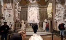 "Carezze" per scoprire l'arte, a Napoli il tour tattile per non vedenti al Cristo Velato