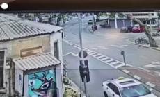 Missili su Tel Aviv, diffuse le immagini di un attacco: tre civili feriti lievemente