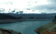 Predaia, il ponte sommerso del Regai ora visibile per la scarsita' di acqua