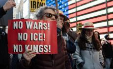 Sabato i No Kings in piazza, 'invaderemo Roma e la bloccheremo'