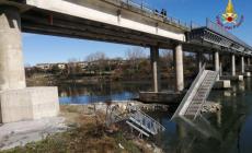 Quinto crollo della passerella ciclopedonale sull'Adda