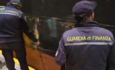 Cocaina anche nella chiglia di una nave, sequestrati 400 chili a Gioia Tauro