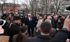 Kallas e ministri degli Esteri Ue a&nbsp;Bucha, l'omaggio per l'anniversario del massacro