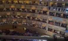 Venezia, il pubblico della Fenice contro Colabianchi: "Dimissioni!"