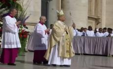 Il Papa: "Chi ha il potere di scatenare le guerre scelga la pace"