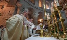 Pasqua a Gerusalemme, Messa senza fedeli al Santo Sepolcro