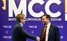 Vance: "Con l'Iran raggiunta tregua fragile, ora negoziare in buona fede"