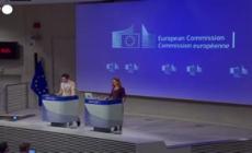 Ue: "La navigazione resti libera nello stretto di Hormuz, no a pedaggi"