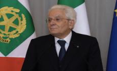 Mattarella: "Se i potenti usassero autoironia, eviterebbero imbarazzi"