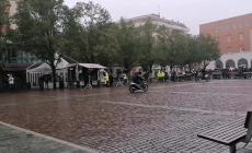 Incidente in piazza Garibaldi a Fidenza, i soccorsi sono perfetti. Ma tutta una simulazione per le scuole - Video