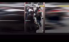 Esplode la violenza: ecco il video delle botte tra due ragazzine