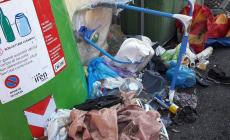 "Via Isola: discarica a cielo aperto"