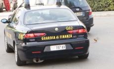 Evasione dell'Iva nel commercio di carburanti, sequestri della Gdf per 3,8 mln. Società "cartiere" anche in Emilia