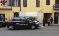 Furti nella notte in due negozi