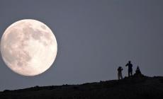 Sabato c'è la luna piena. E aumenta il rischio di incidenti stradali
