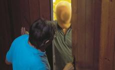 Il finto avvocato se ne va coi gioielli. Ma finisce nella rete