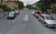 Ciclista cade in via Firenze: &egrave; in rianimazione