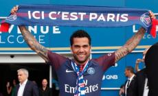 Dani Alves al Psg, bordate contro la Juventus