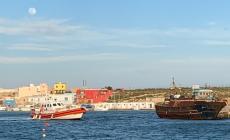 La Sea Watch è ancora al largo di Lampedusa