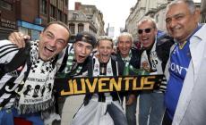 Poche ore al match: ecco il tifo a Cardiff