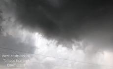Il cacciatore di tempeste viene travolto dal tornado  -Il video