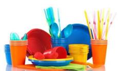 Consiglio Ue approva lo stop alle plastiche monouso