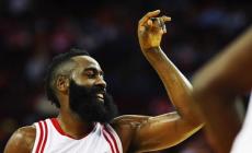 NBA, altra tripla doppia per James Harden