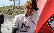 Sfida le onde dell'uragano Irma: muore Zander, giovane star del surf