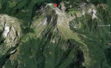 Tragedia sulle Apuane, escursionista muore cadendo, ferito il compagno