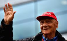 Niki Lauda: l'ultimo viaggio con la tuta della Ferrari