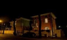 Viale Duca Alessandro "Lampioni spentida un anno, aumentano i furti"