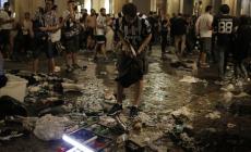 Piazza San Carlo: migliora il bimbo ferito. Giovane a torso nudo voleva calmare la folla