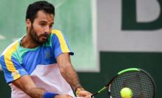 Salvatore Caruso strapazza Gilles Simon