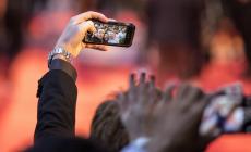 Morire di selfie: quando l'autoscatto è letale 
