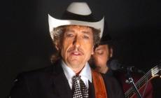 Dylan rompe il silenzio: "Sono senza parole" per il Nobel