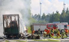 Camion contro pullman in Baviera: 18 morti, si teme per i dispersi