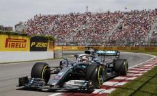 F1, a Vettel 5" di penalità. Vince Hamilton, scoppia la polemica