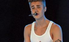 Justin Bieber positivo, rimanda lo show a Las Vegas