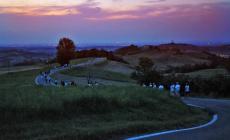 Lucciolata:  camminata  sulle colline