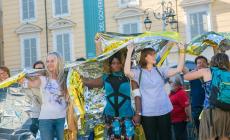 Tappeto di coperte pro accoglienza