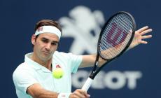 Federer da "dieci" ad Halle