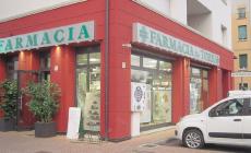 Il farmacista si sveglia e mette in fuga il ladro