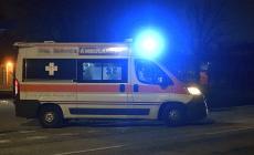 Strada Argini, esce di strada e centra un muro:  il guidatore è grave