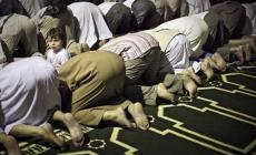 Donna accusa tunisino: segregata, costretta a osservare il Ramadan