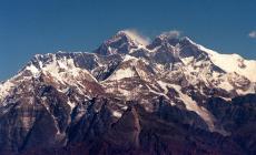 Muore ad 86 anni tentando di scalare l'Everest