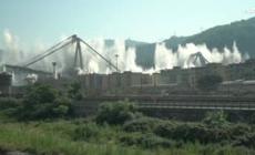 Alle 9,37 il ponte Morandi &egrave; stato fatto collassare
