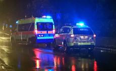 Automobilista fuori strada a  Ozzano nella notte: ricoverato al Maggiore