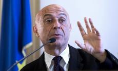Il disprezzo della sinistra per lo «sbirro» Minniti