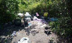 Discarica in via Langhirano